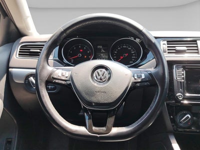 2018 Volkswagen Jetta 2.5 Sportline Mt