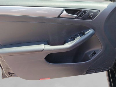 2018 Volkswagen Jetta 2.5 Sportline Mt