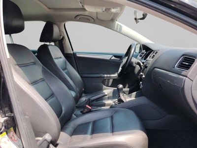 2018 Volkswagen Jetta 2.5 Sportline Mt