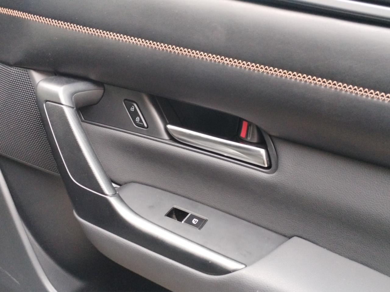 2025 Mazda Mazda CX-50 2.5 Signature At