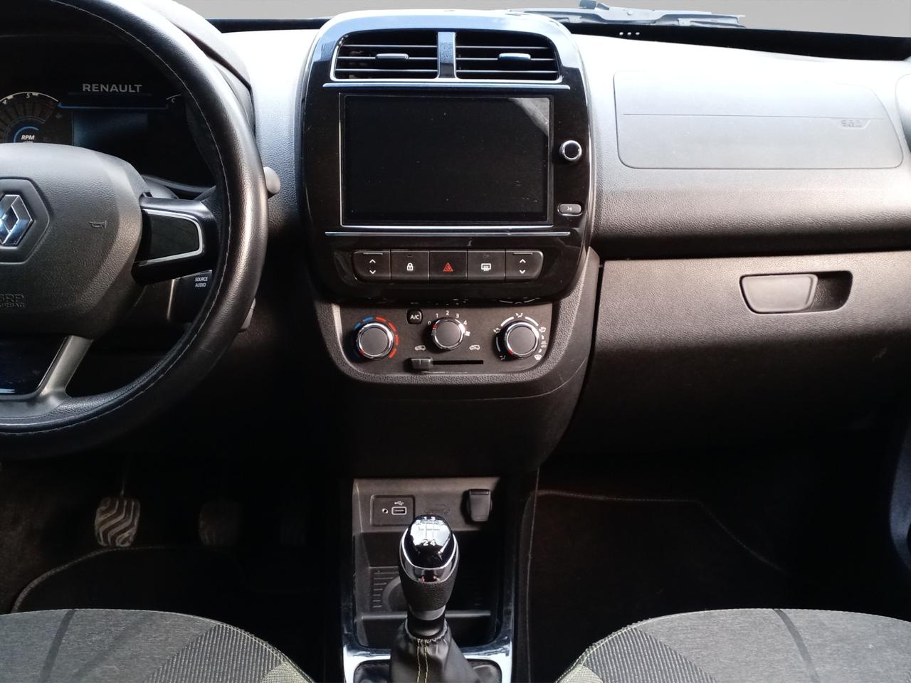 2025 Renault Kwid 1.0 Outsider Mt