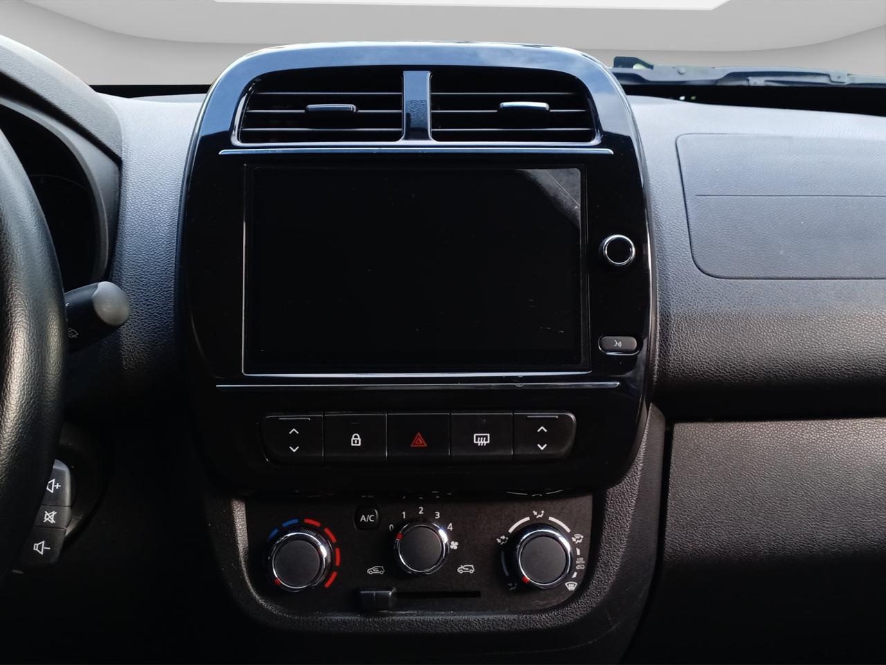 2025 Renault Kwid 1.0 Outsider Mt