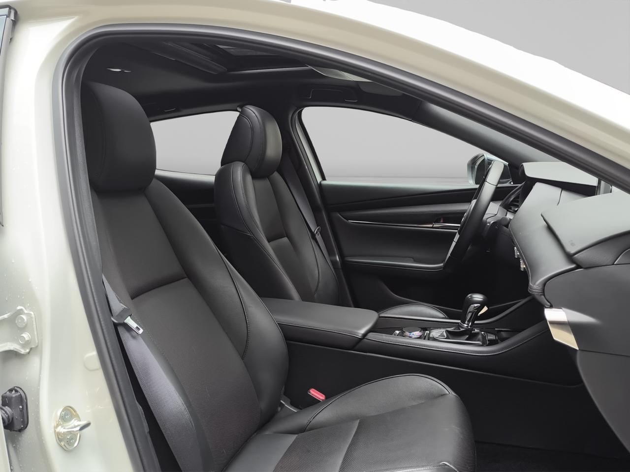 2025 Mazda Mazda 3 2.5 Signature Hb At