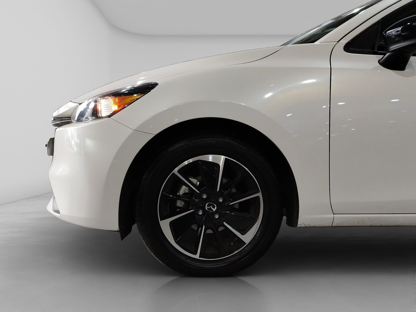 2025 Mazda Mazda 2 2.0 Signature HB At