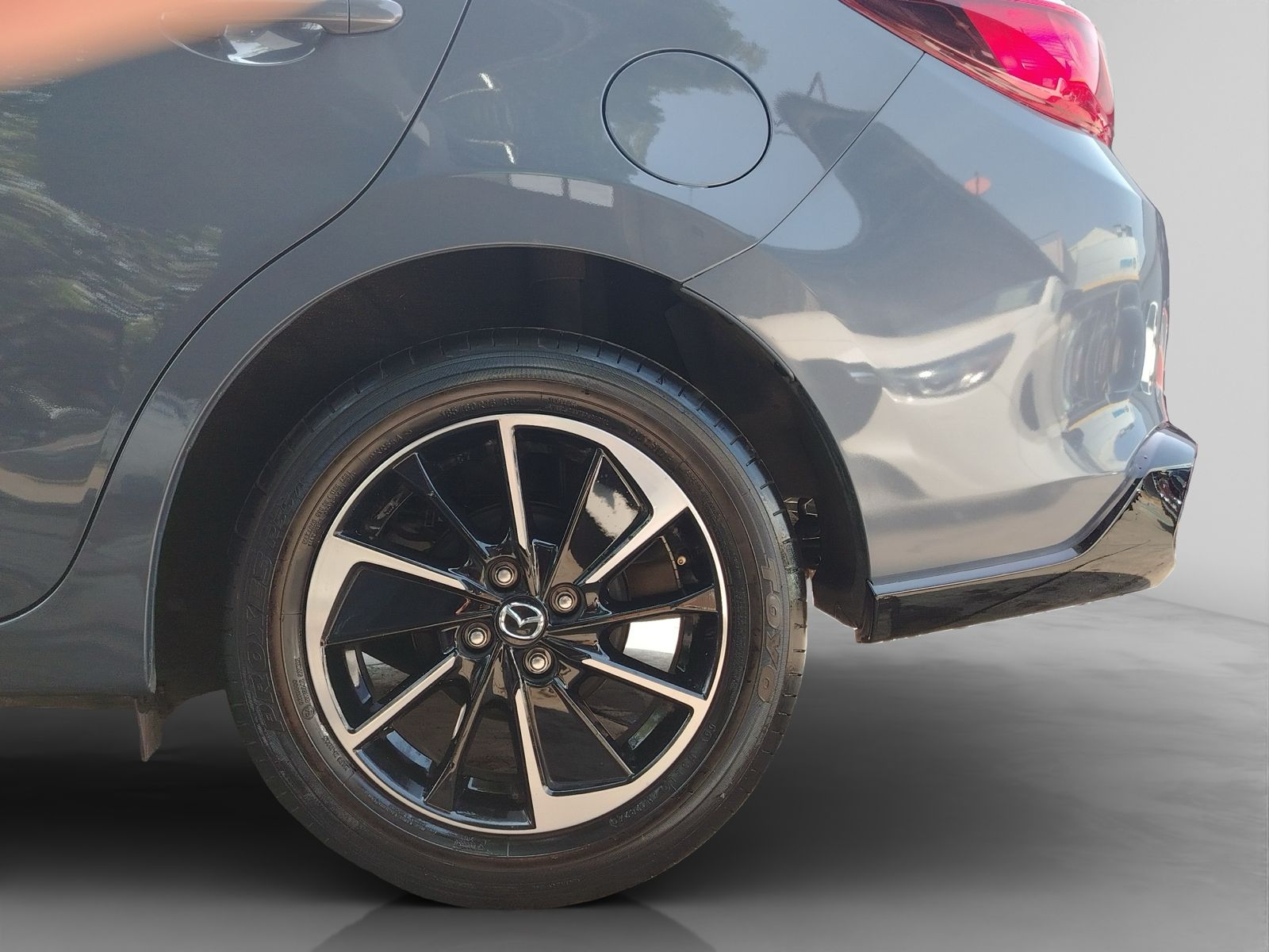 2025 Mazda Mazda 2 2.0 Signature Sedan At
