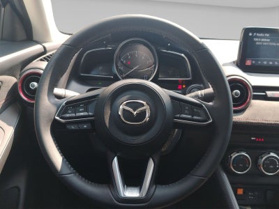 2025 Mazda Mazda 2 2.0 Signature Sedan At