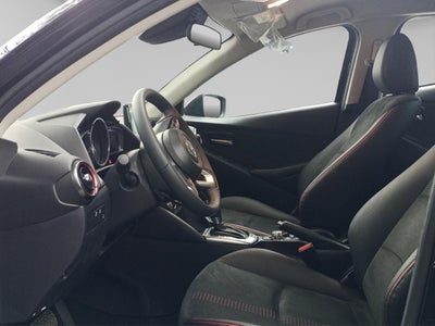 2025 Mazda Mazda 2 2.0 Signature Sedan At