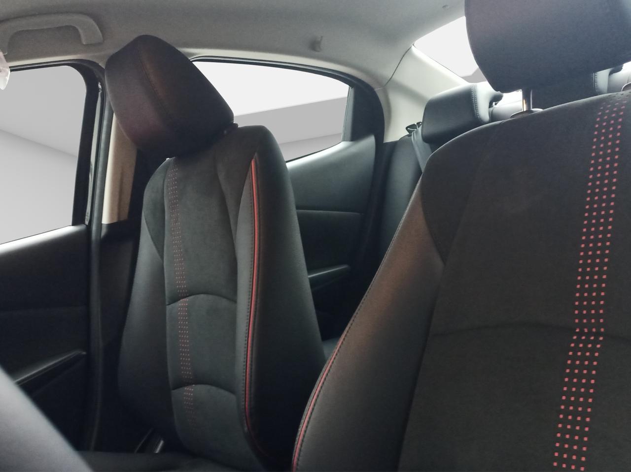 2025 Mazda Mazda 2 2.0 Signature Sedan At