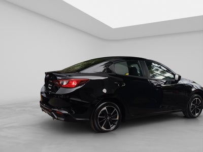 2025 Mazda Mazda 2 2.0 Signature Sedan At
