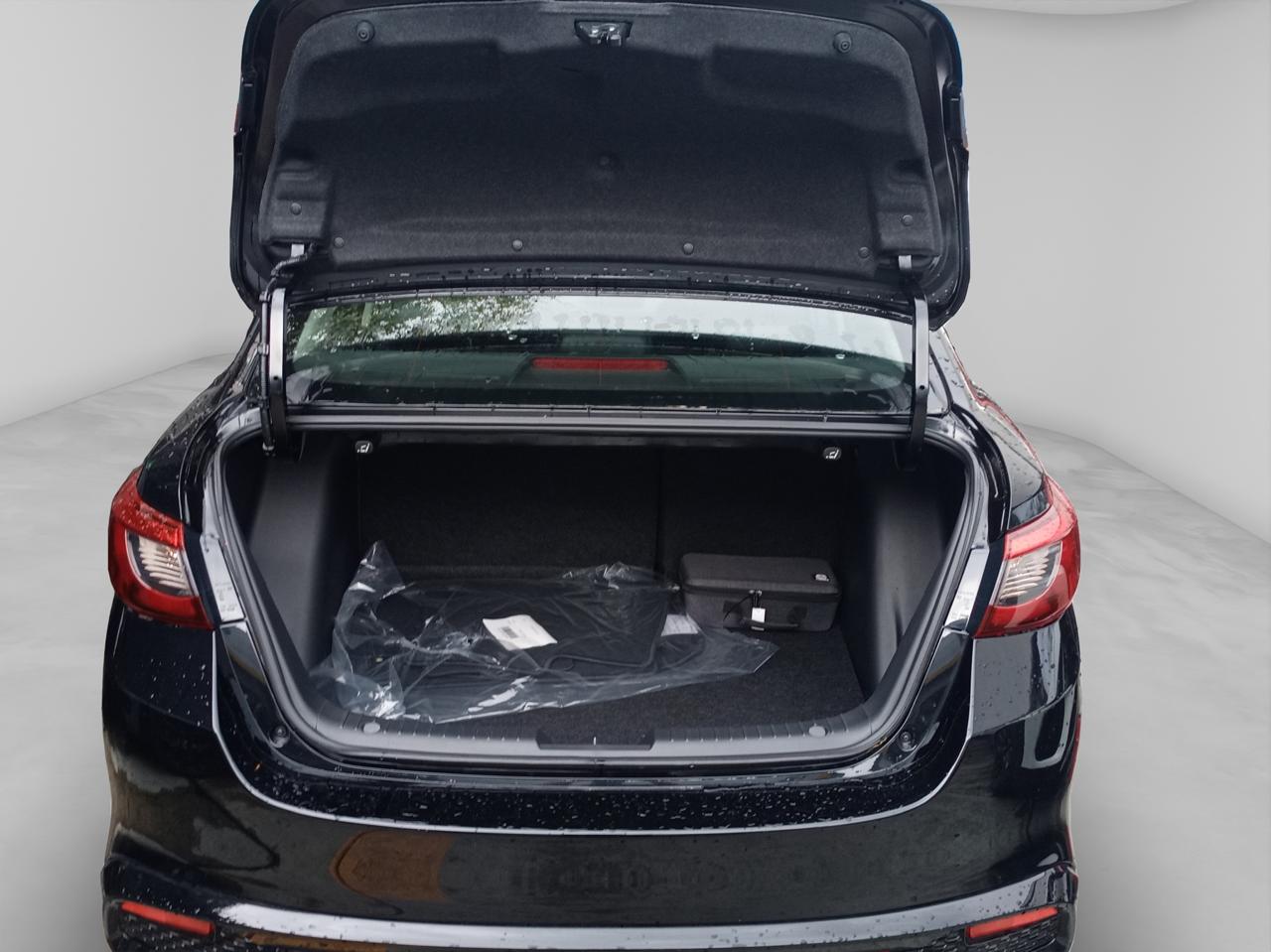 2025 Mazda Mazda 2 2.0 Signature Sedan At