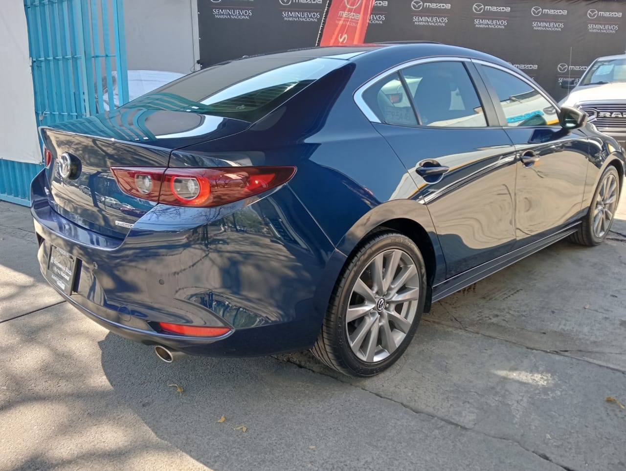 2022 Mazda Mazda 3 2.5 i Sport Sedan At