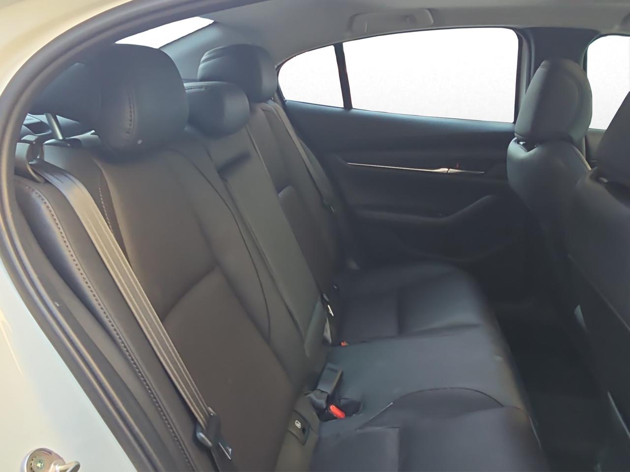 2025 Mazda Mazda 3 2.5 Signature Sedan At