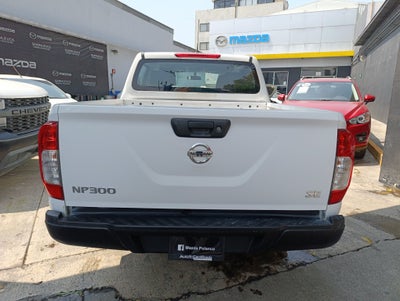 2020 Nissan NP300 Doble Cabina 2.5 SE Paq Seguridad Mt