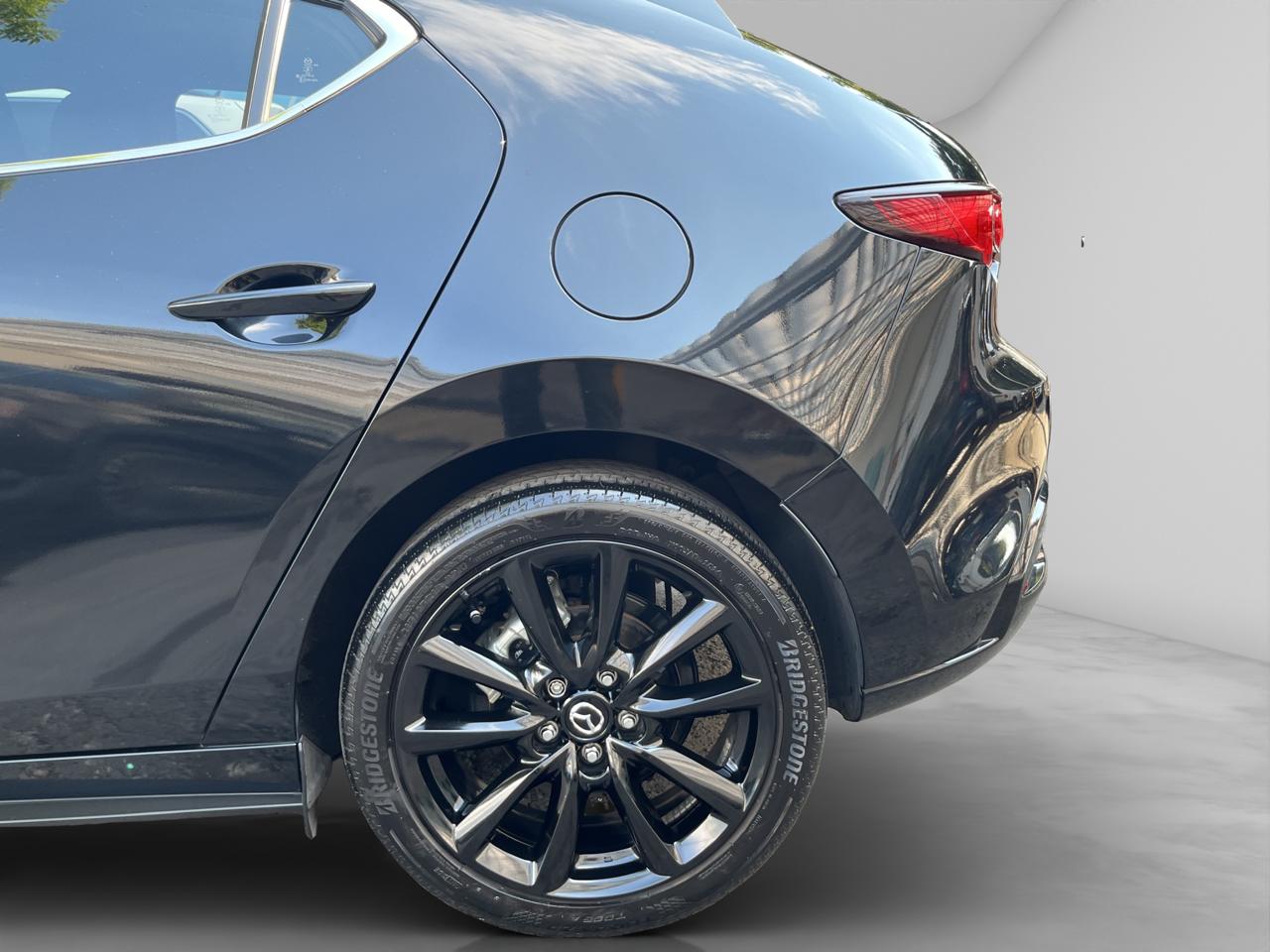 2025 Mazda Mazda 3 2.5 Signature Hb At