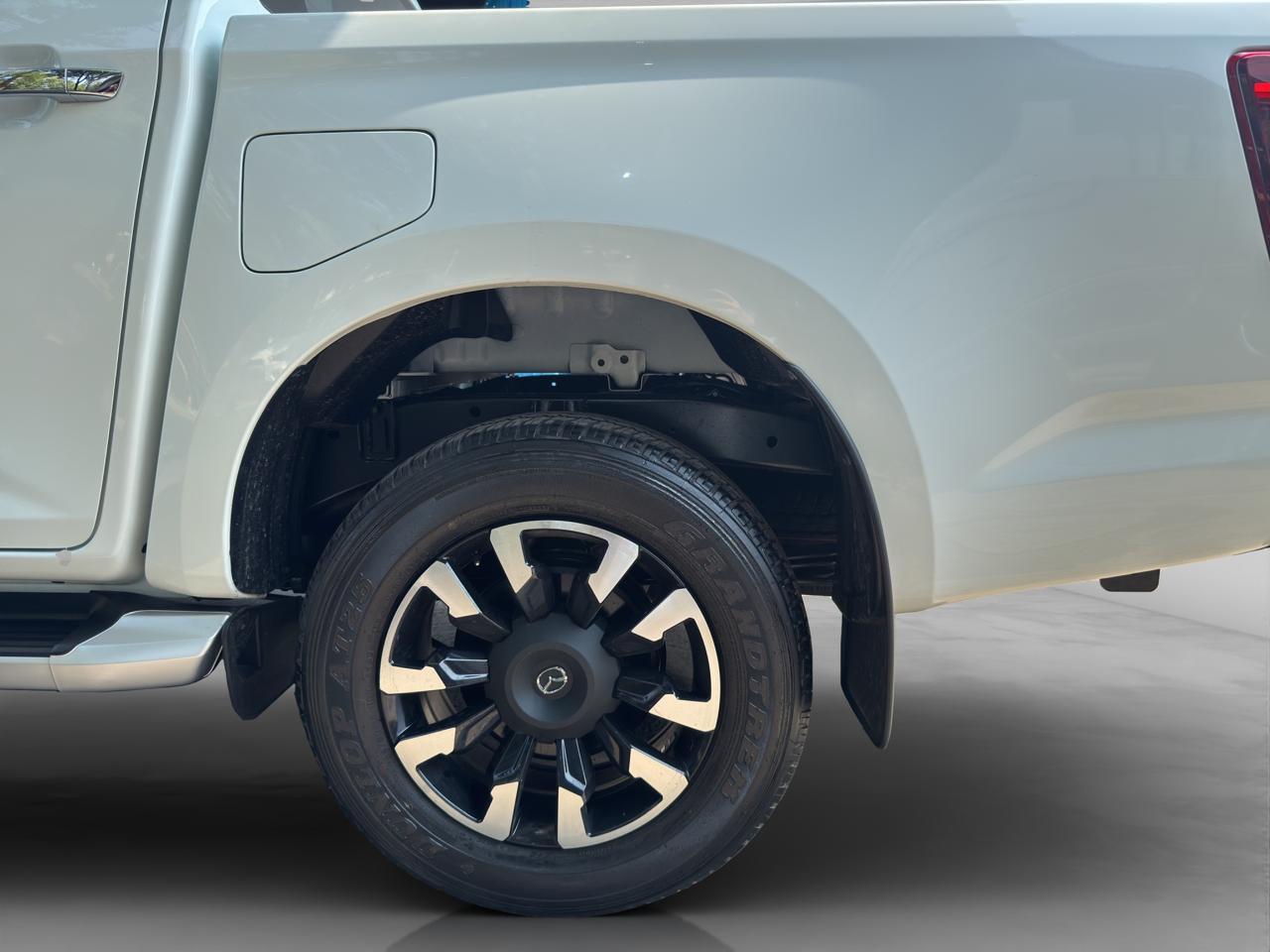 2025 Mazda Mazda BT-50 3.0 Signature At