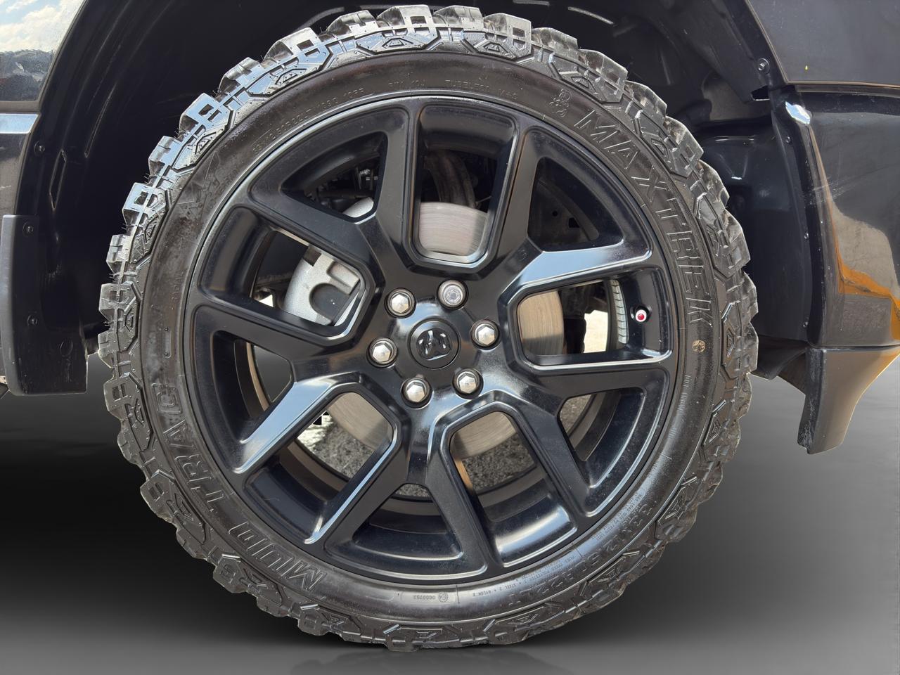 2024 RAM 1500 5.7 Laramie Sport Doble Cabina Mhev At