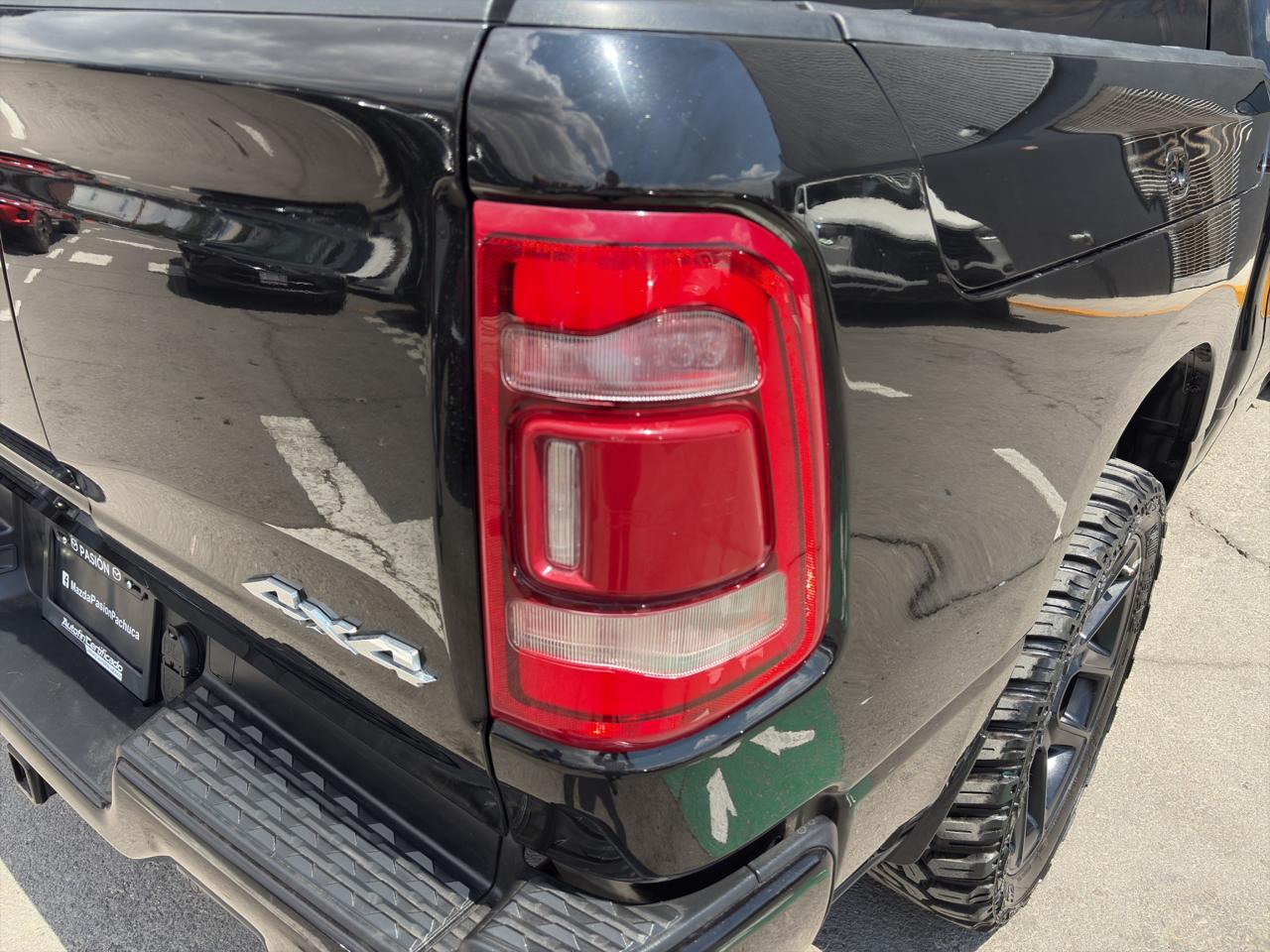 2024 RAM 1500 5.7 Laramie Sport Doble Cabina Mhev At