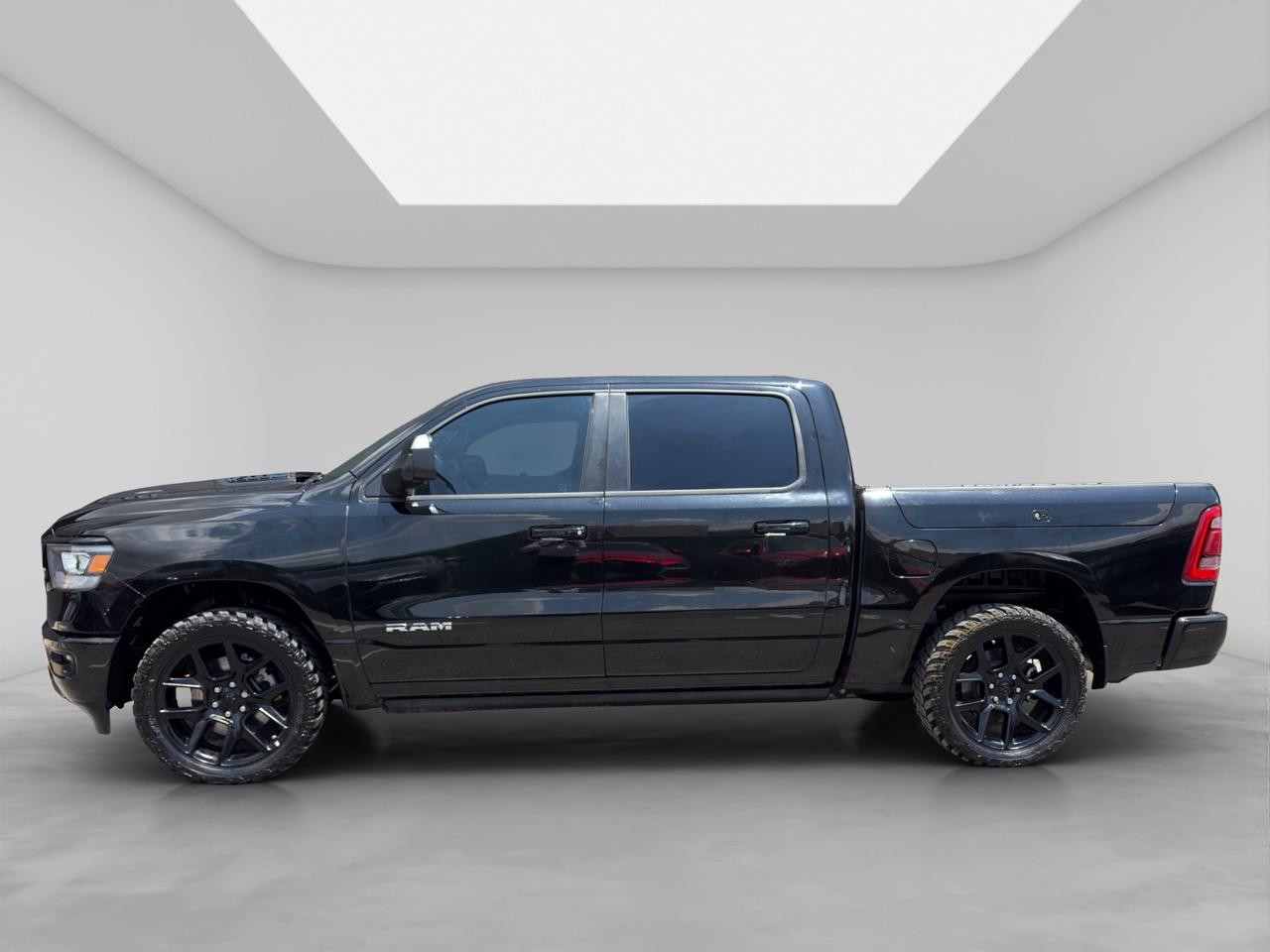 2024 RAM 1500 5.7 Laramie Sport Doble Cabina Mhev At