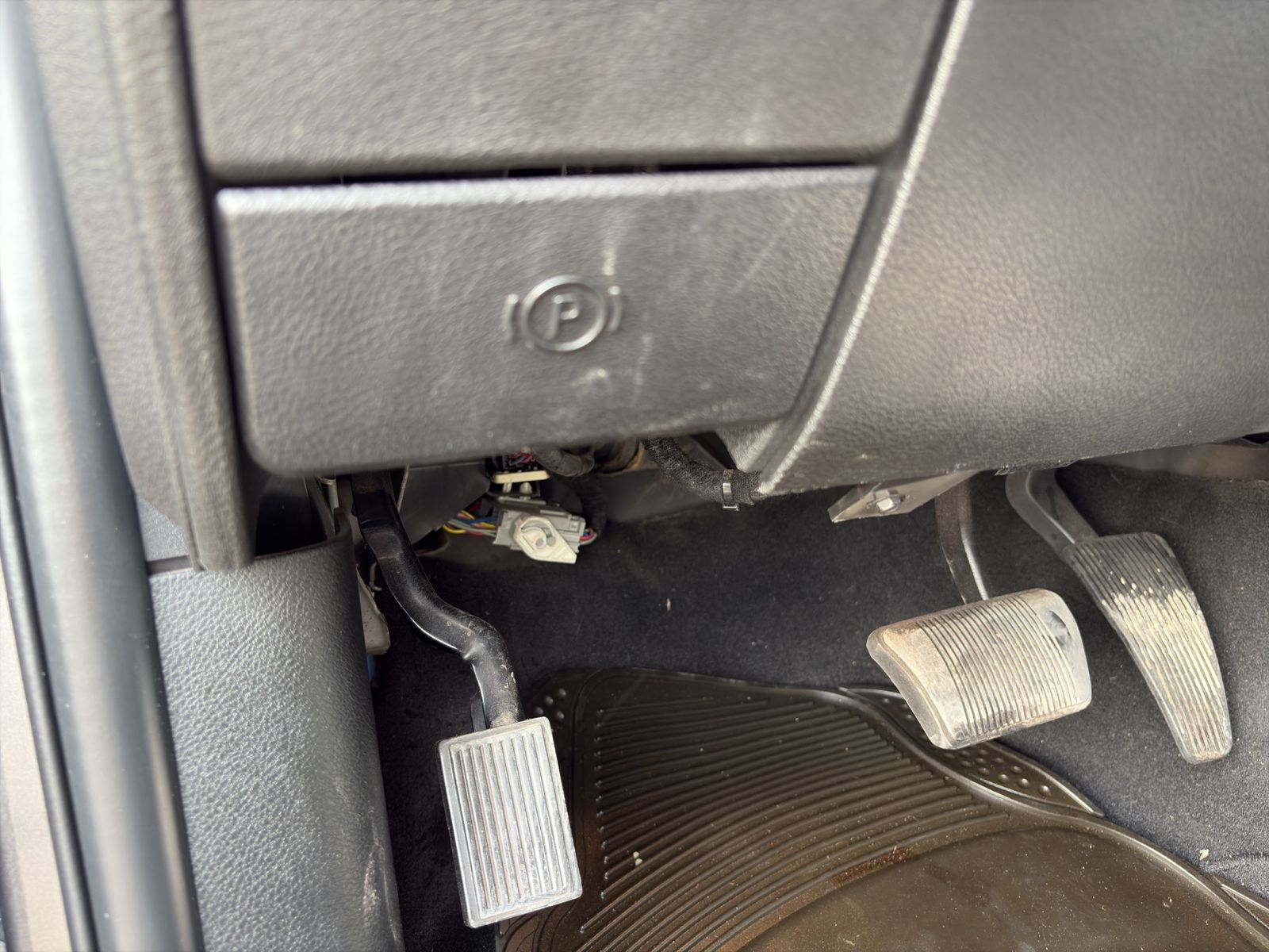 2023 RAM 1500 5.7 Hemi Sport Crew Cab At