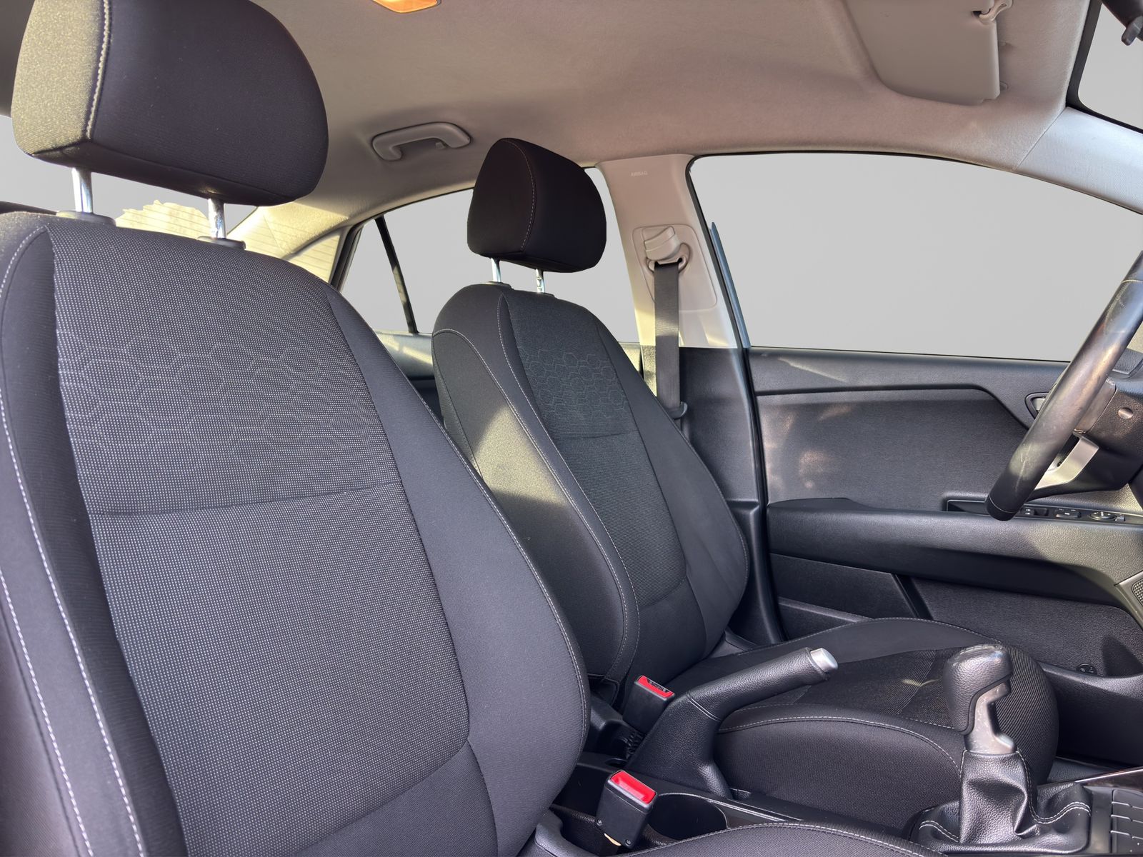 2022 Kia Rio 1.6 Sedan LX Mt