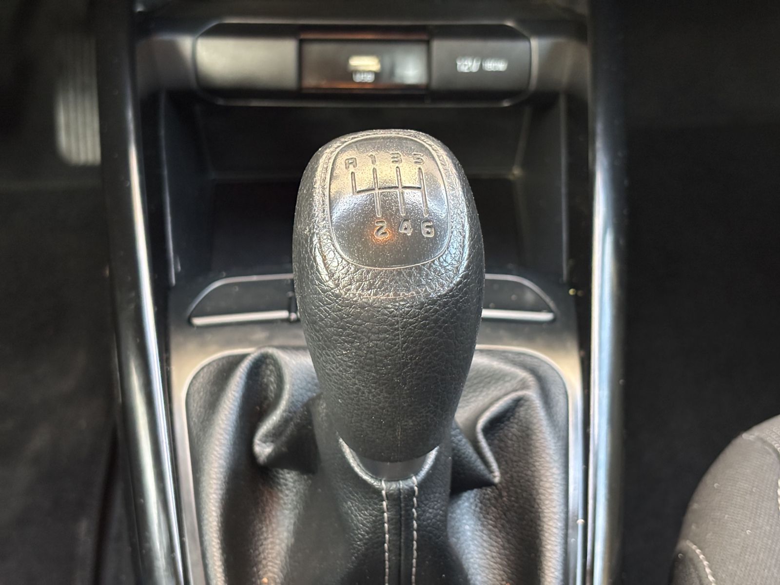 2022 Kia Rio 1.6 Sedan LX Mt