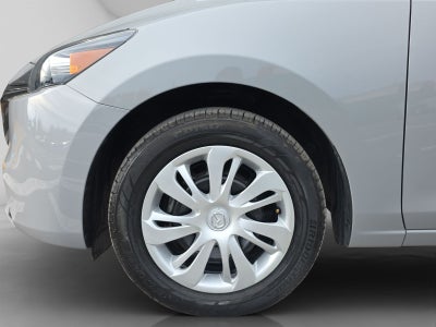 2024 Mazda Mazda 2 1.5 I Sport Sedan Mt