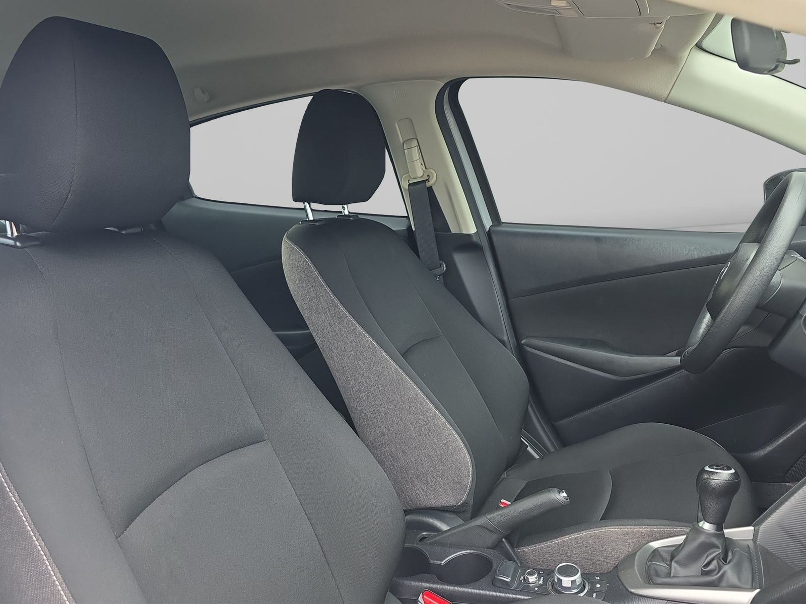 2024 Mazda Mazda 2 1.5 I Sport Sedan Mt