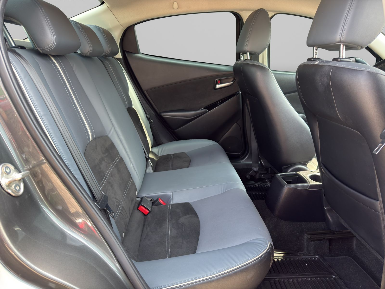 2023 Mazda Mazda 2 1.5 Grand Touring 4p At