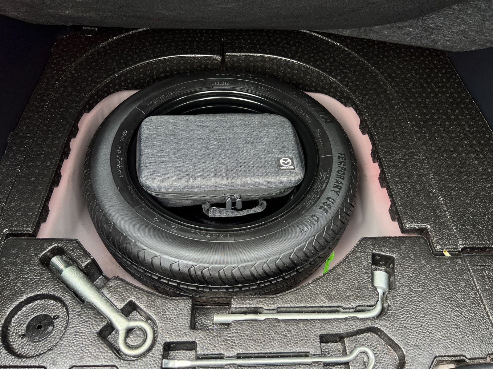 2023 Mazda Mazda 2 1.5 Grand Touring 4p At