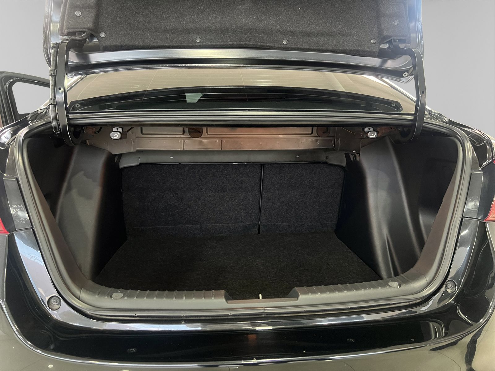 2023 Mazda Mazda 2 1.5 Carbon Edition At