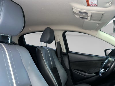 2023 Mazda Mazda 2 1.5 Carbon Edition At