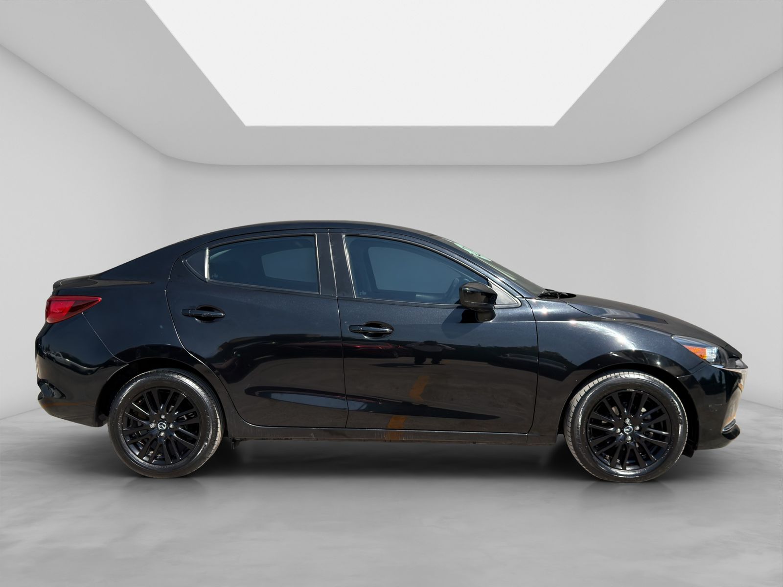 2023 Mazda Mazda 2 1.5 Carbon Edition At
