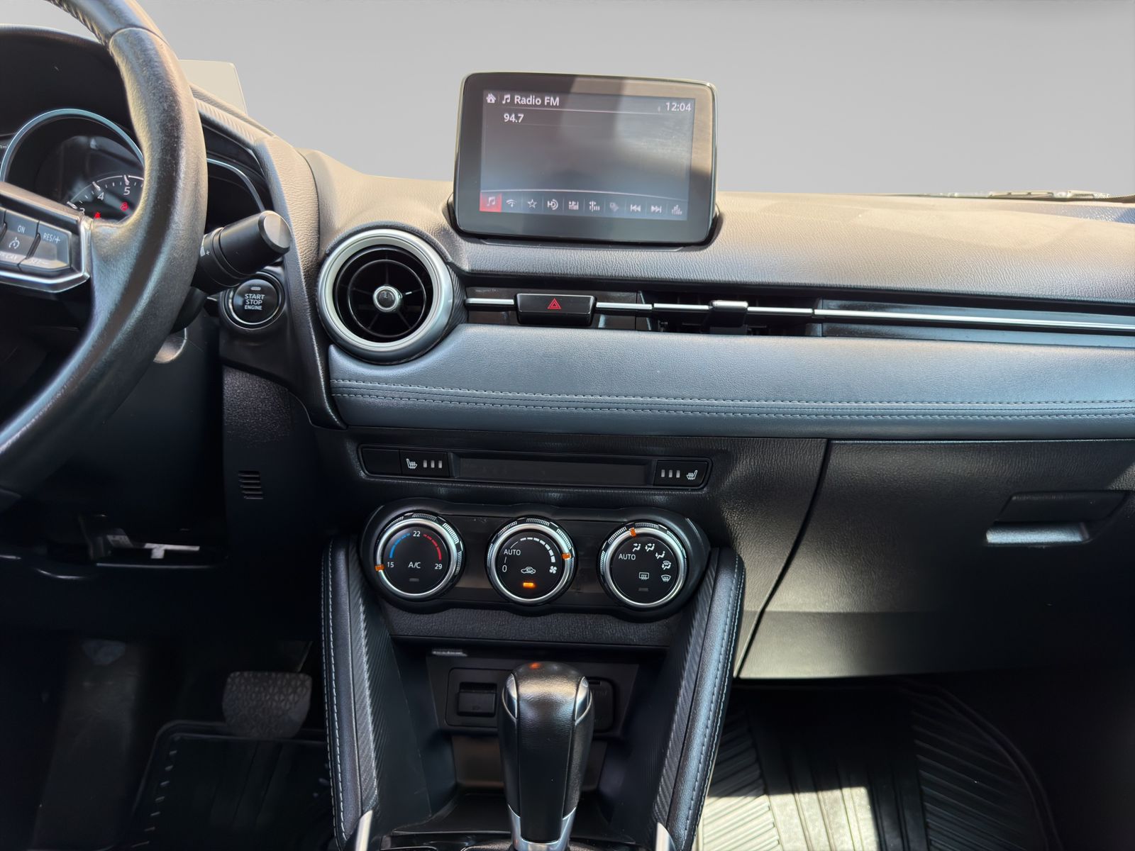 2023 Mazda Mazda 2 1.5 Carbon Edition At