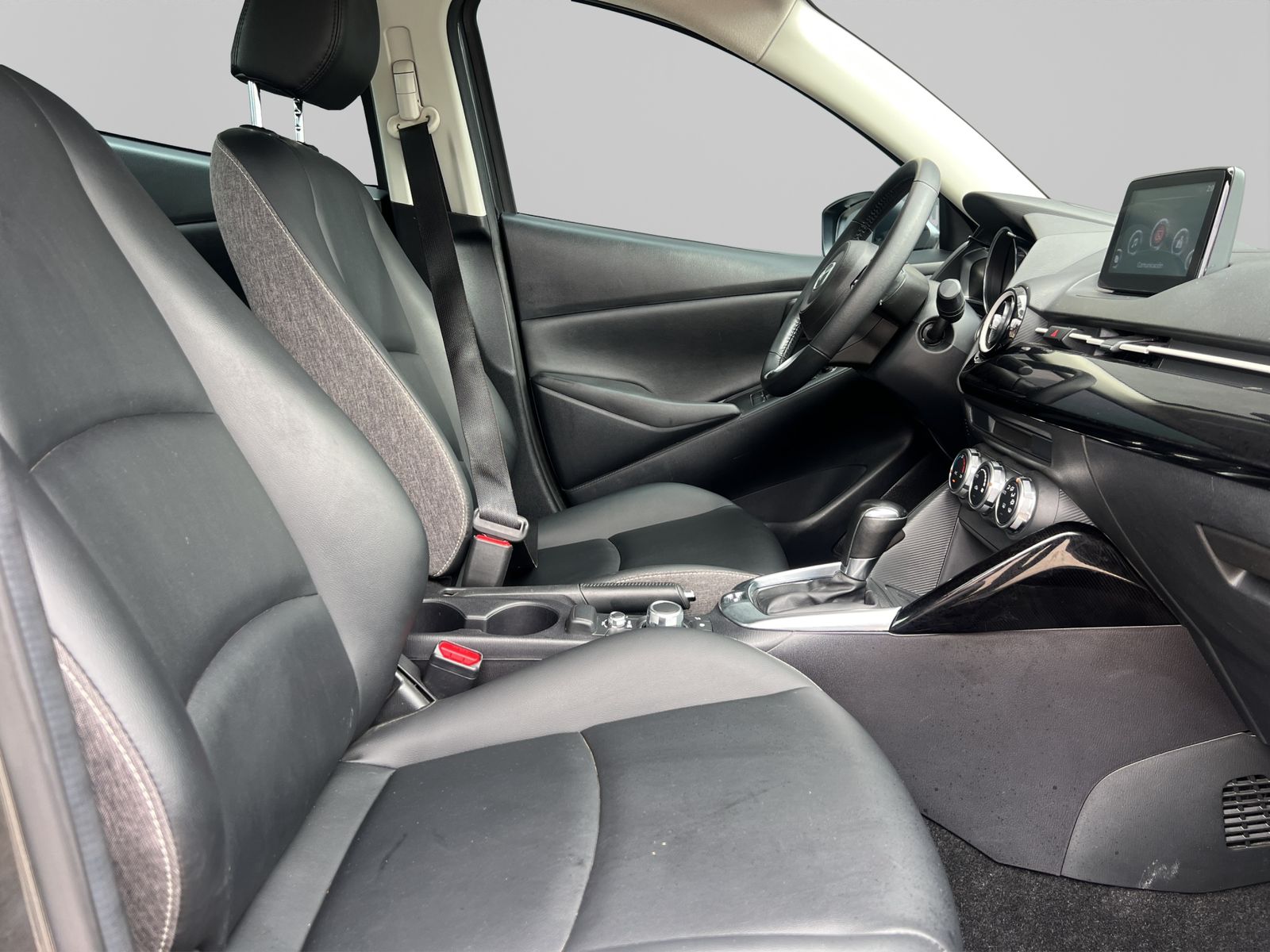2024 Mazda Mazda 2 1.5 I Grand Touring Sedan At