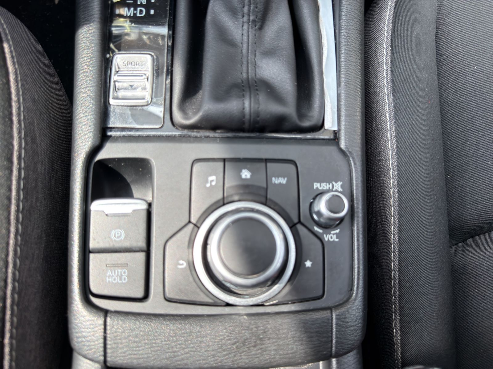 2025 Mazda Mazda CX-3 2.0 i Sport At