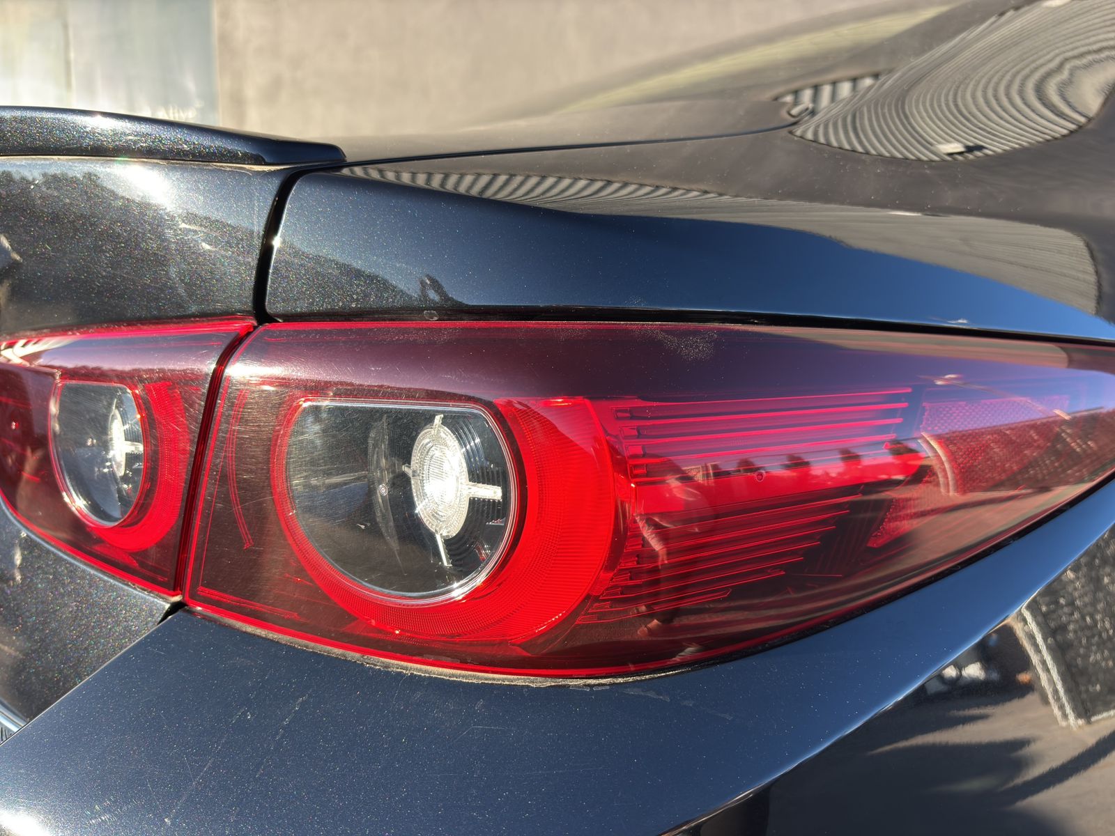 2023 Mazda Mazda 3 2.5 Sedan Carbon Edition At