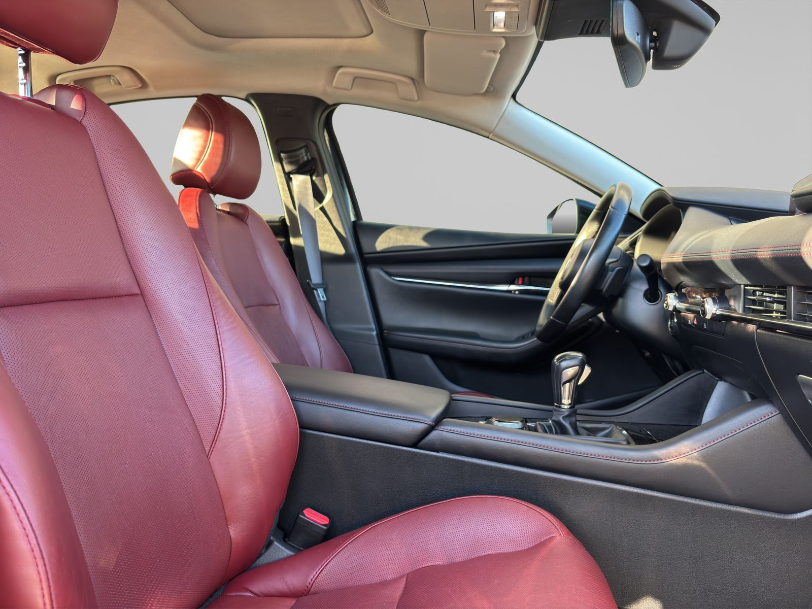 2023 Mazda Mazda 3 2.5 Sedan Carbon Edition At