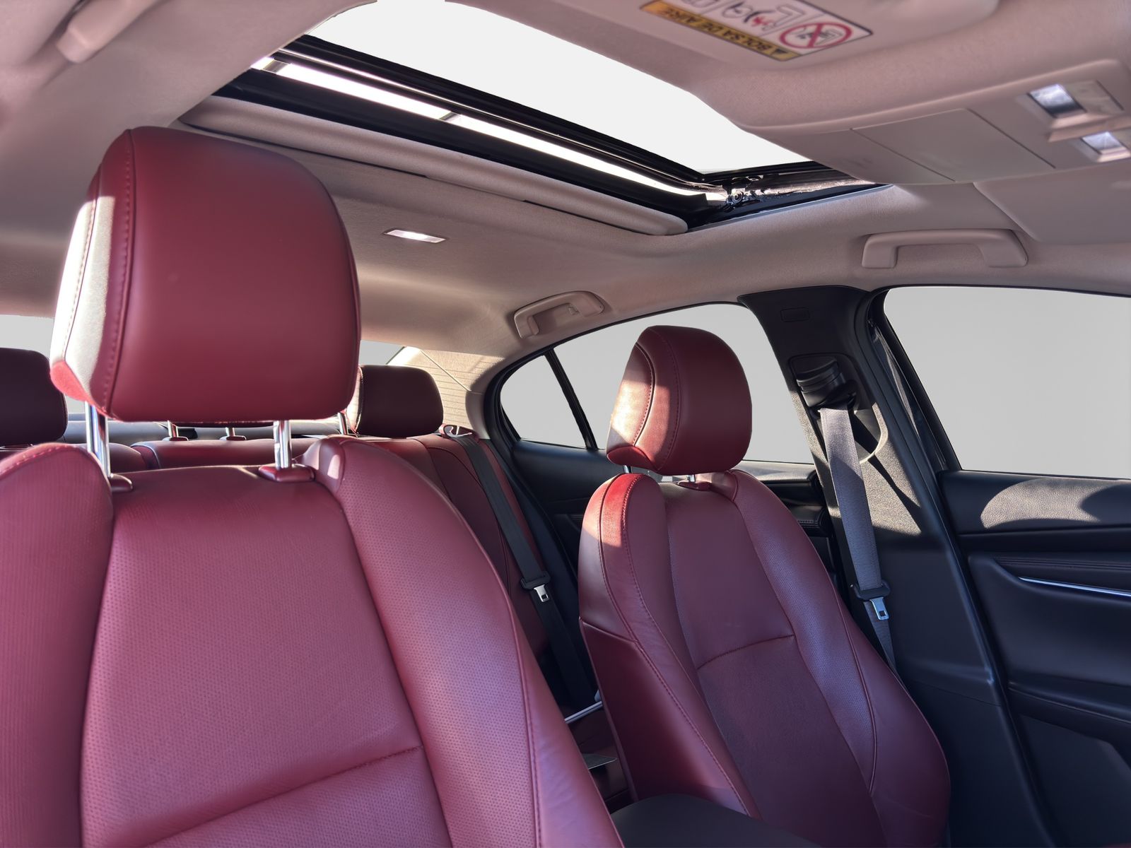 2023 Mazda Mazda 3 2.5 Sedan Carbon Edition At