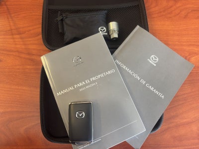 2023 Mazda Mazda 3 2.5 Sedan Carbon Edition At