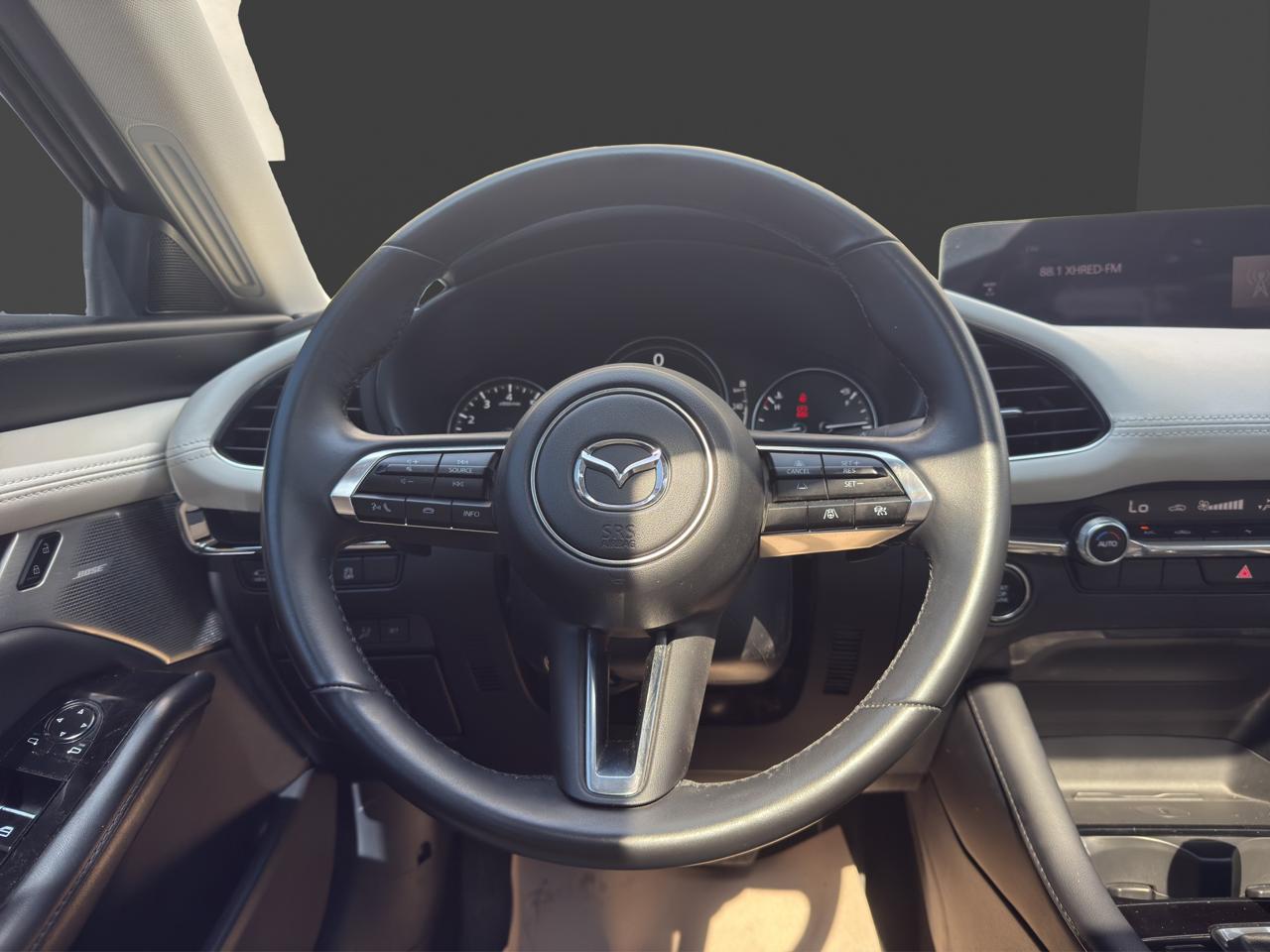 2025 Mazda Mazda 3 2.5 Signature Sedan At