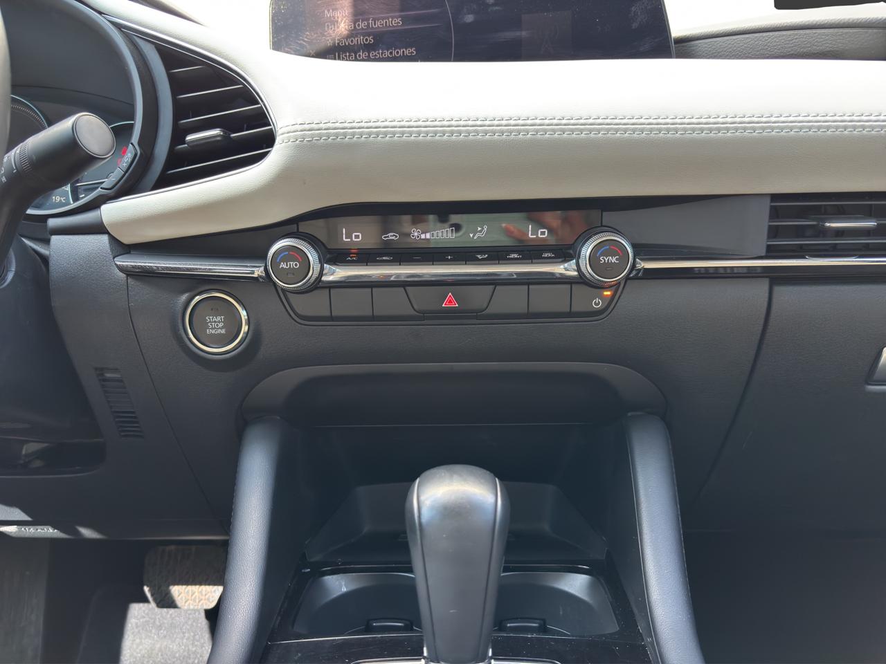 2025 Mazda Mazda 3 2.5 Signature Sedan At