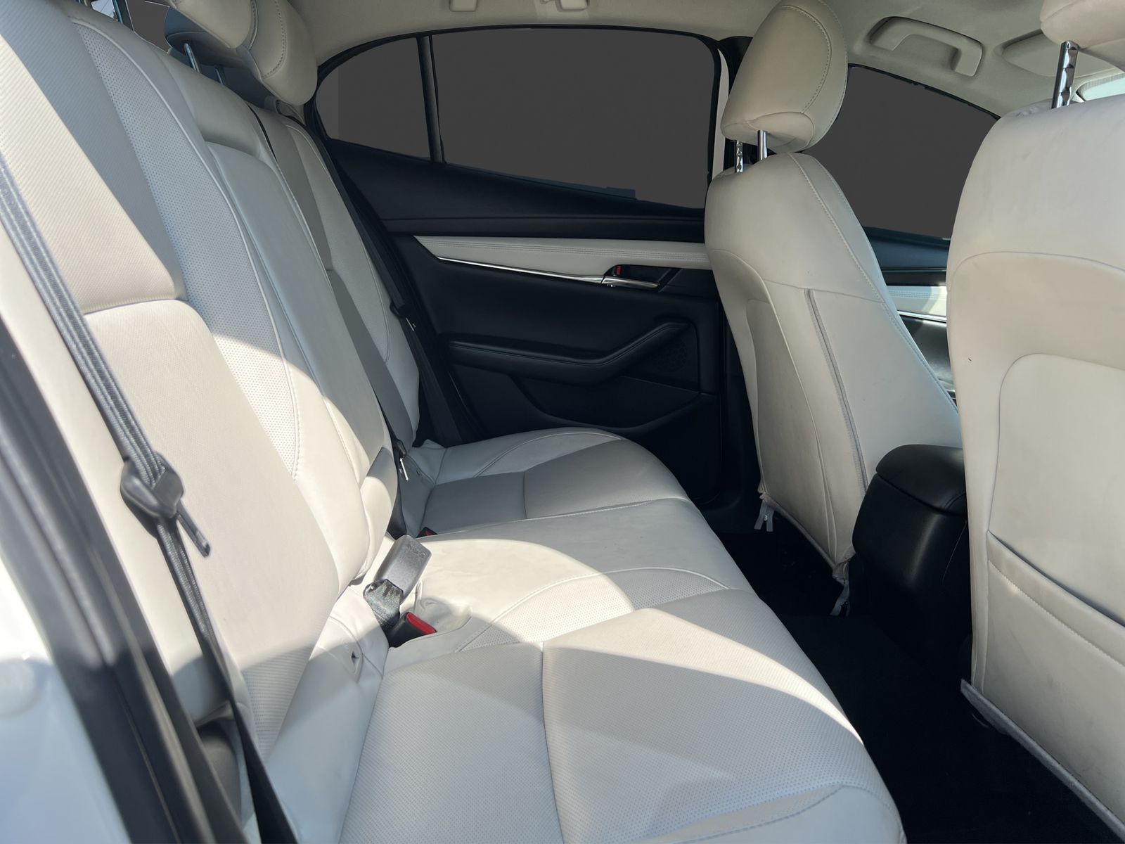 2025 Mazda Mazda 3 2.5 Signature Sedan At