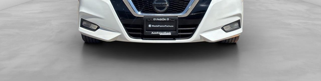 2020 Nissan Versa 1.6 Platinum Piel At