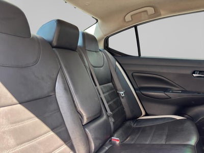 2020 Nissan Versa 1.6 Platinum Piel At