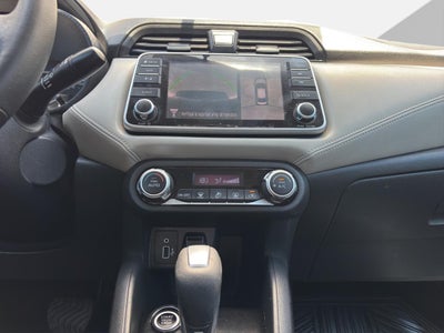 2020 Nissan Versa 1.6 Platinum Piel At