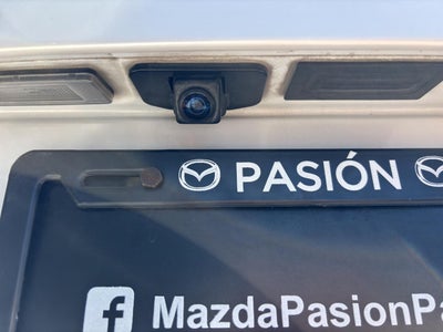 2020 Nissan Versa 1.6 Platinum Piel At