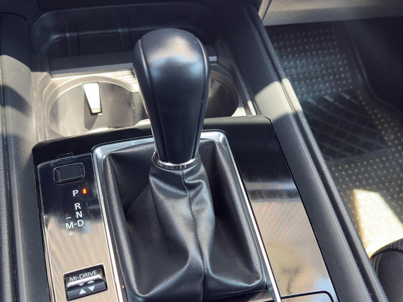 2024 Mazda Mazda CX-50 2.5 Signature At