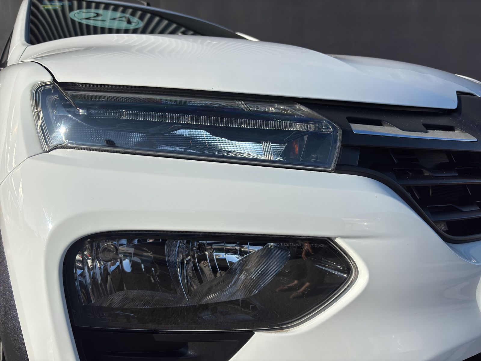 2024 Renault Kwid 1.0 Iconic Mt