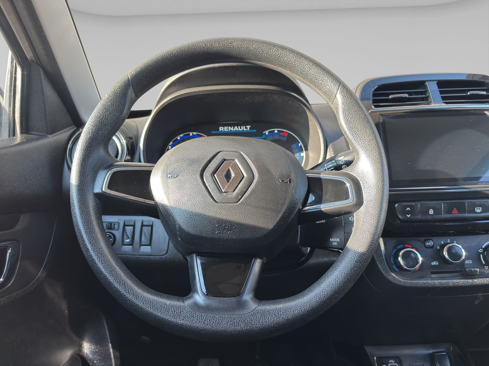 2024 Renault Kwid 1.0 Iconic Mt