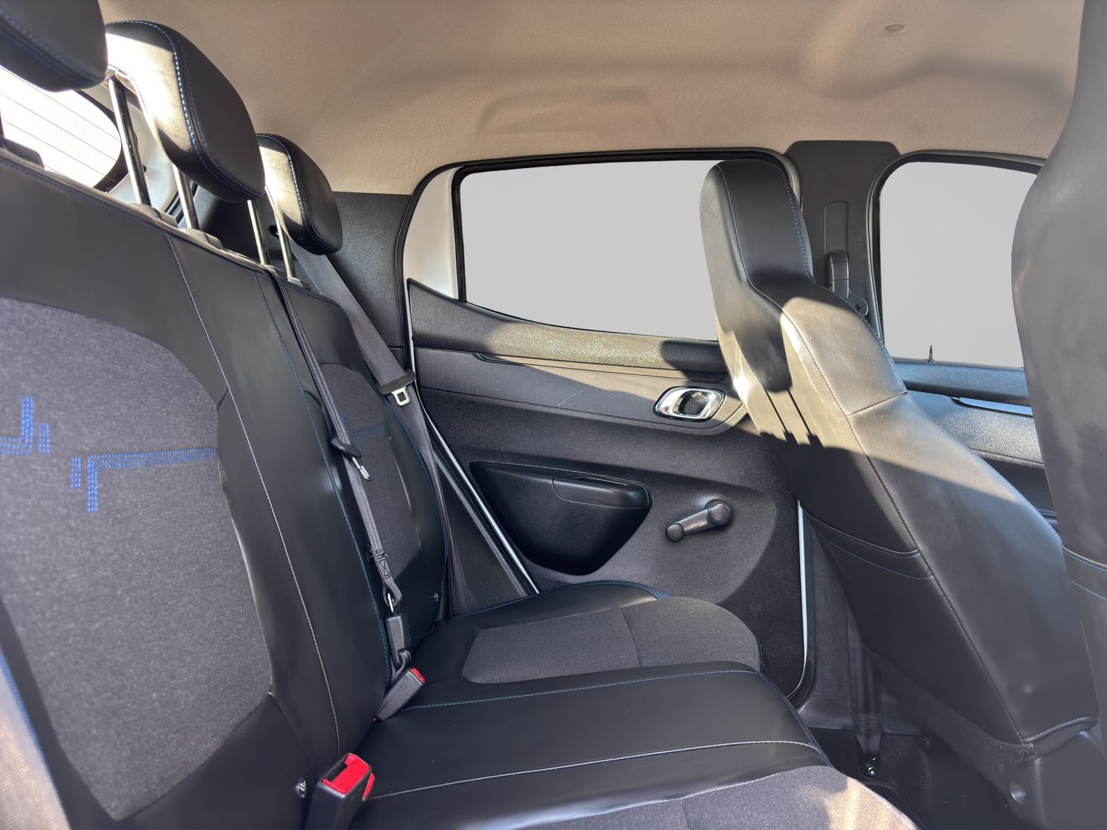 2024 Renault Kwid 1.0 Iconic Mt